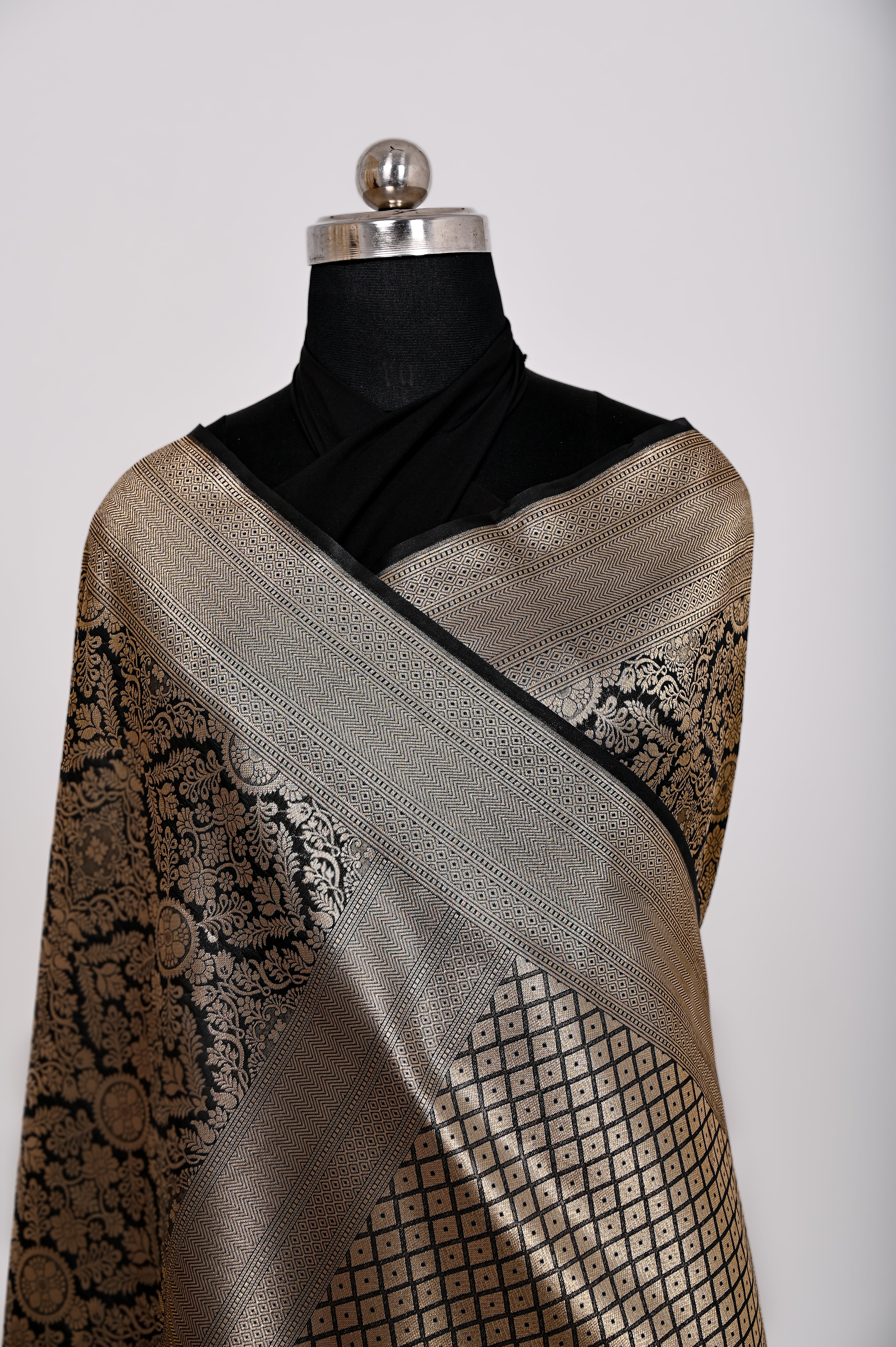 Tamanna Bhatia Inspired Banarsi silk handwoven saree