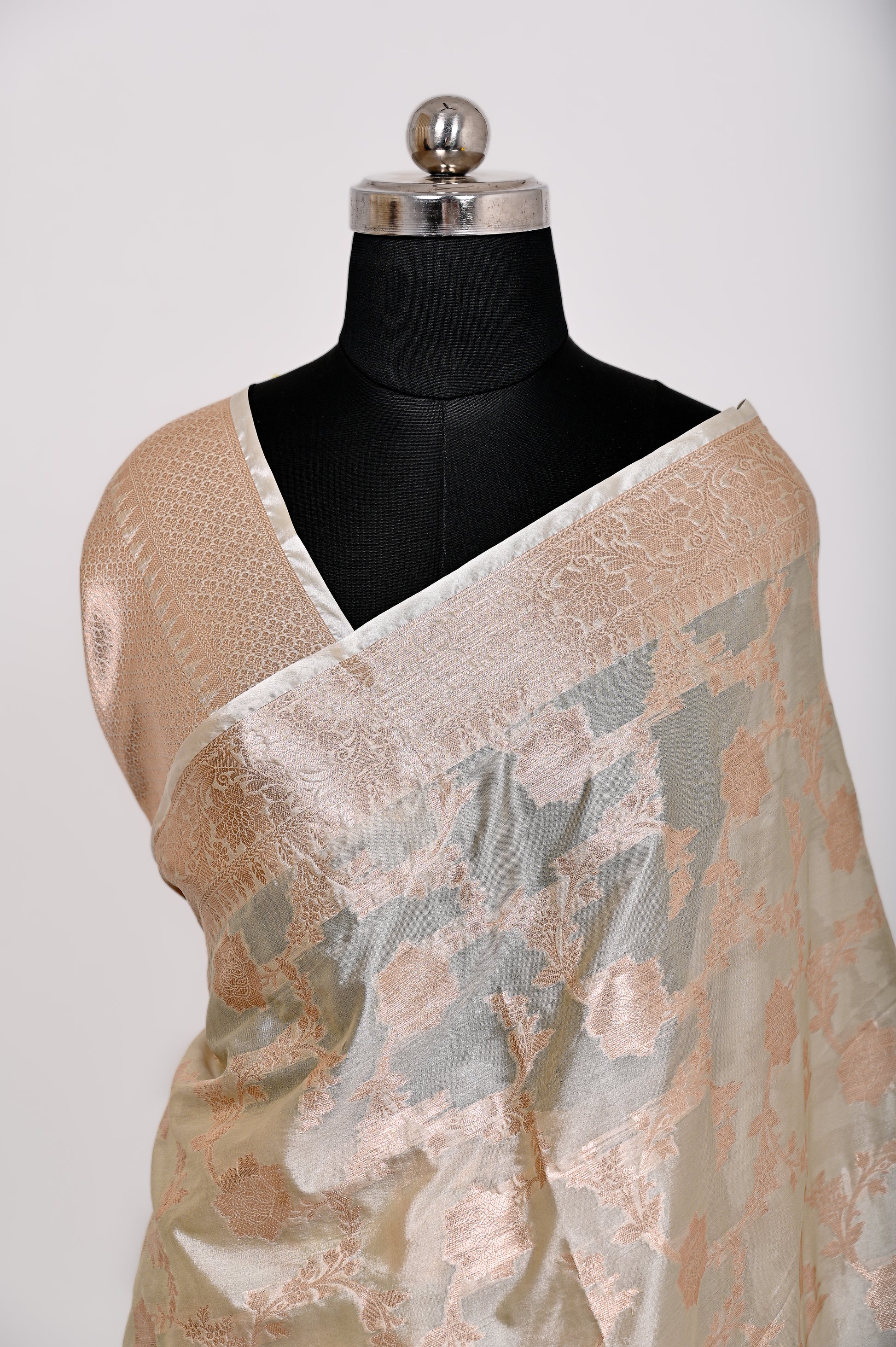 Fancy Paper Soft Silk Handwoven Saree Light Cream