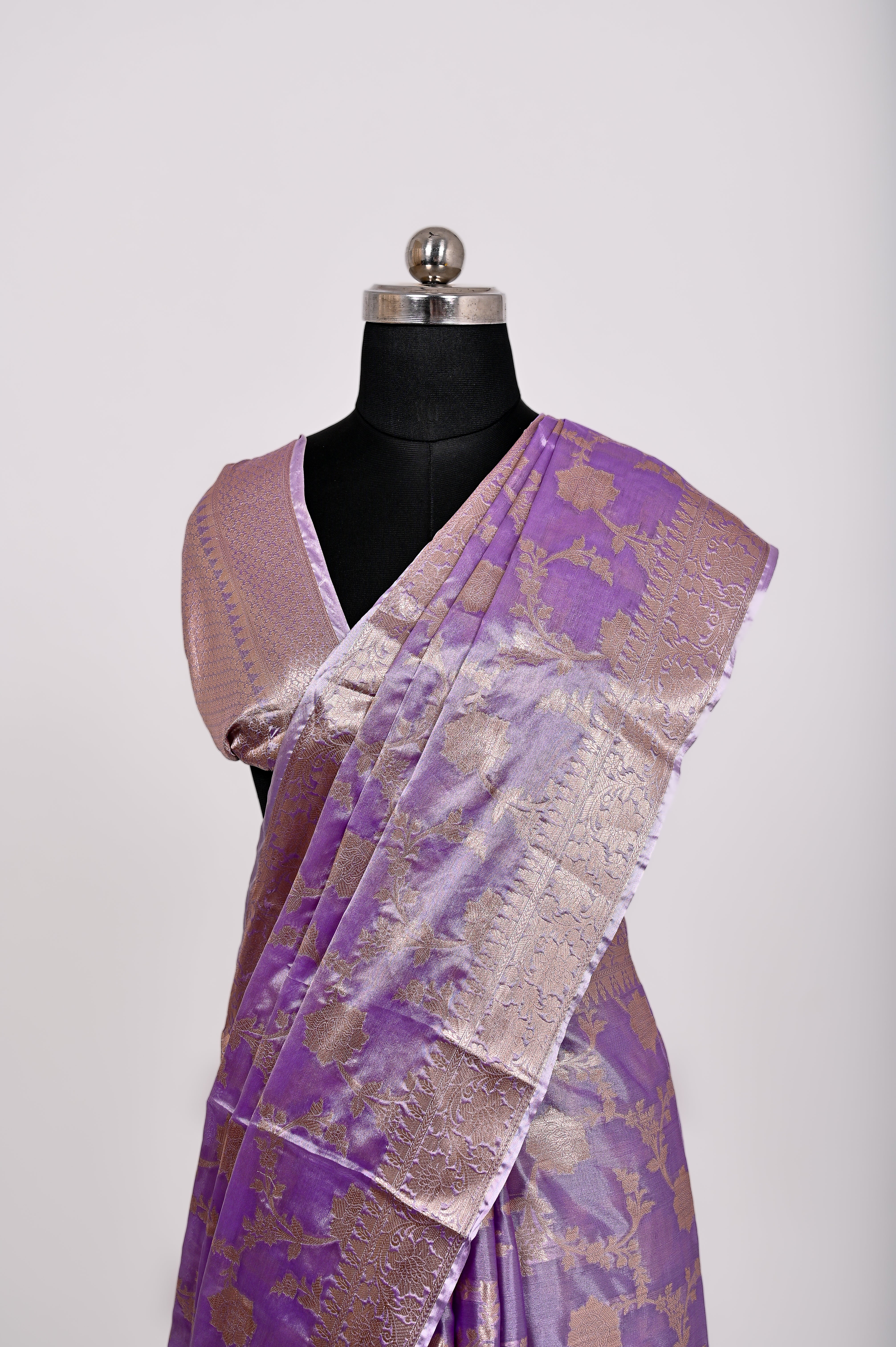 Fancy Paper Soft Silk Handwoven Saree Lavander