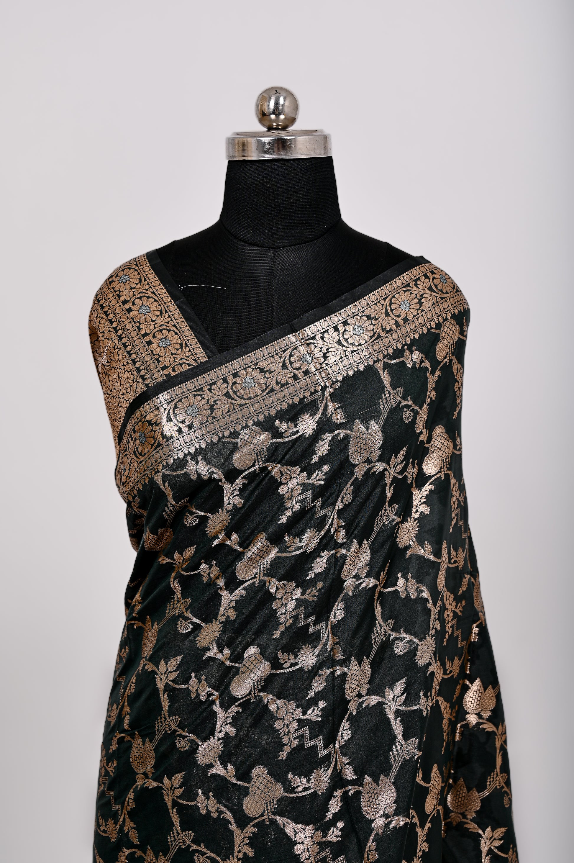 Fancy Paper Soft Silk Handwoven Saree Dark Bottle Green