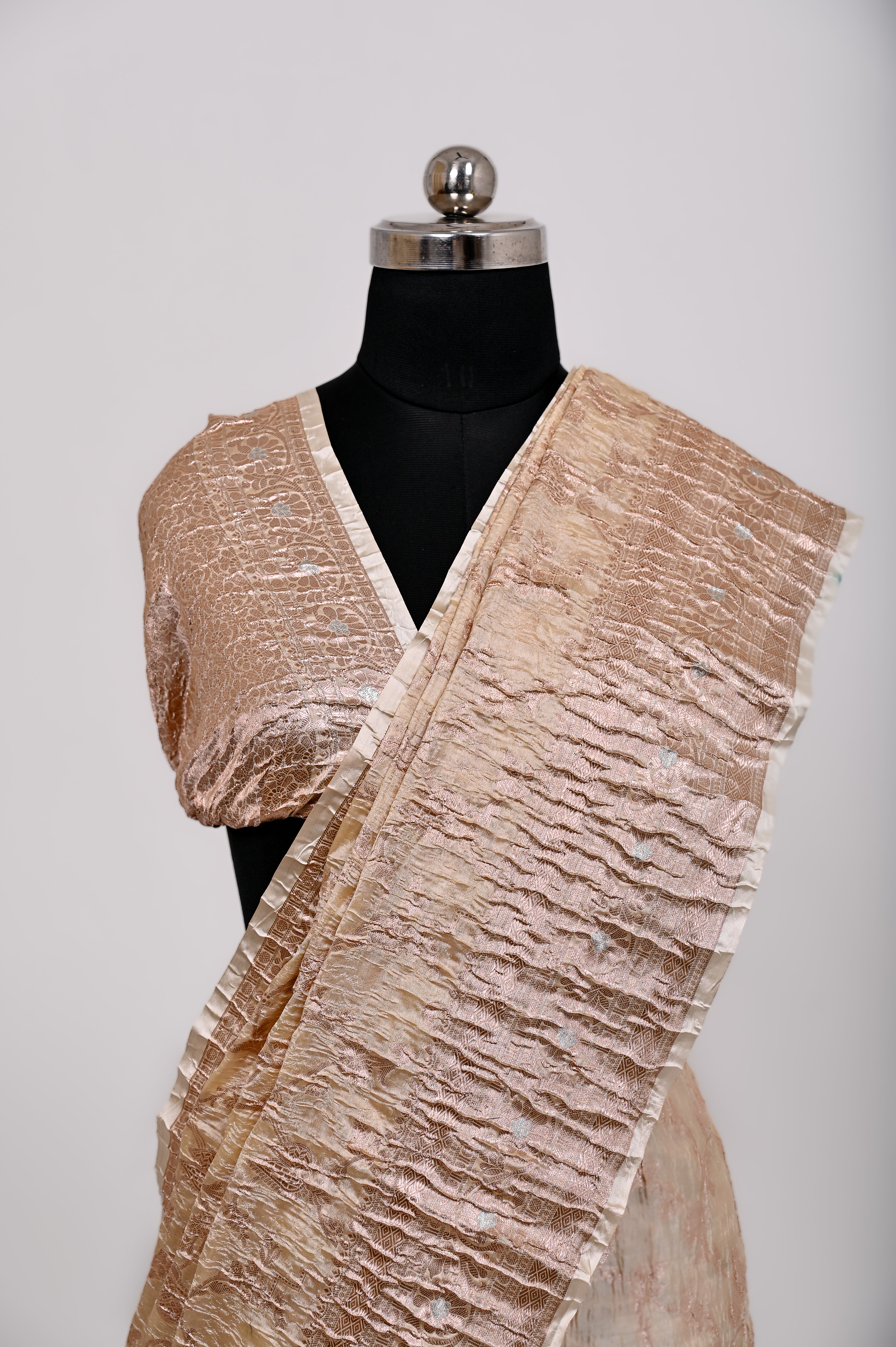 Fancy Paper Soft Silk Handwoven Crush Saree Tasar ( cheeku )