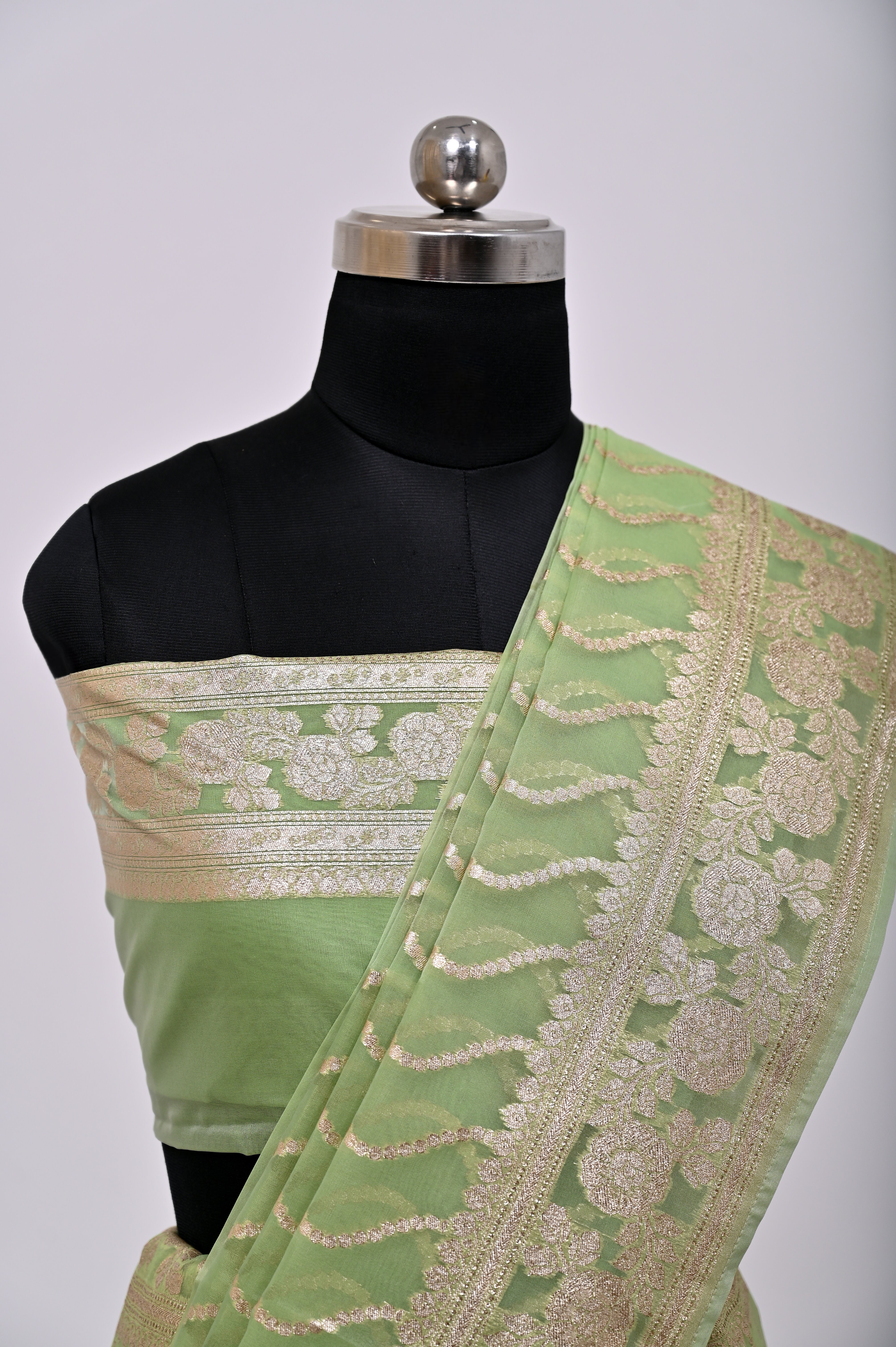 Pure Banarsi Handloom Orgenza Kora Silk Fancy Saree Pista