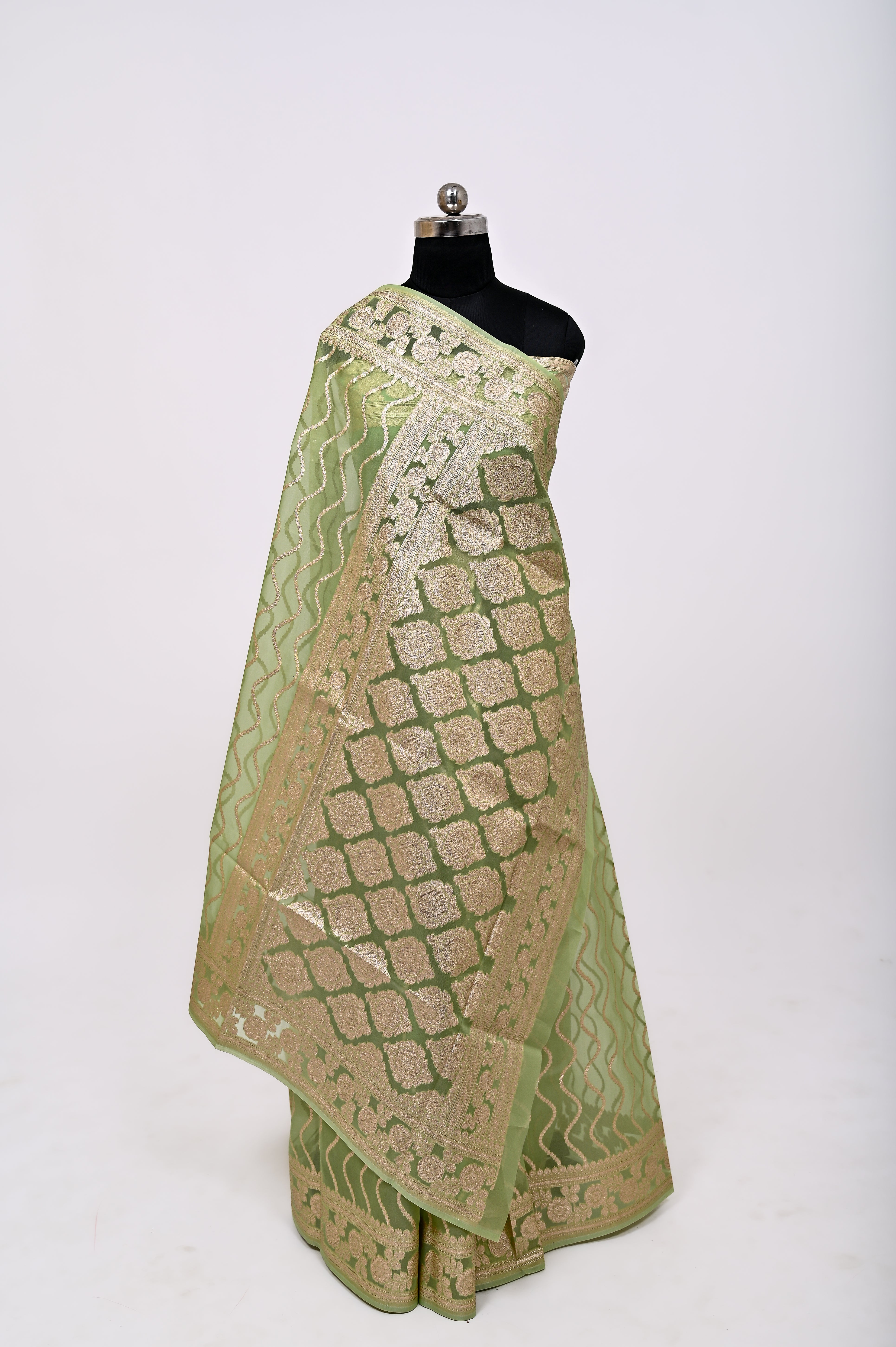 Pure Banarsi Handloom Orgenza Kora Silk Fancy Saree Pista
