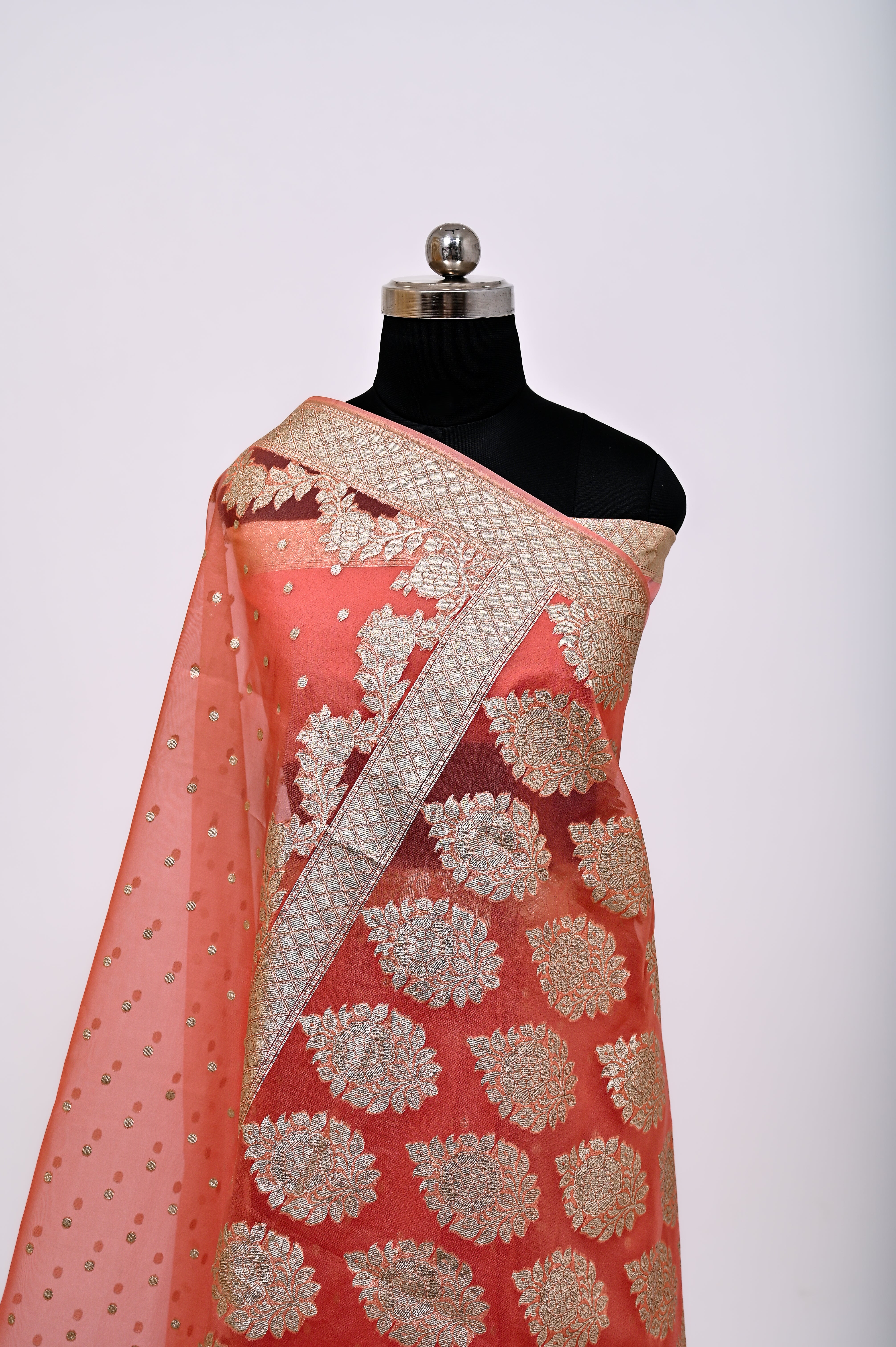 Pure Banarsi Handloom Orgenza Kora Silk Fancy Saree Peech Color