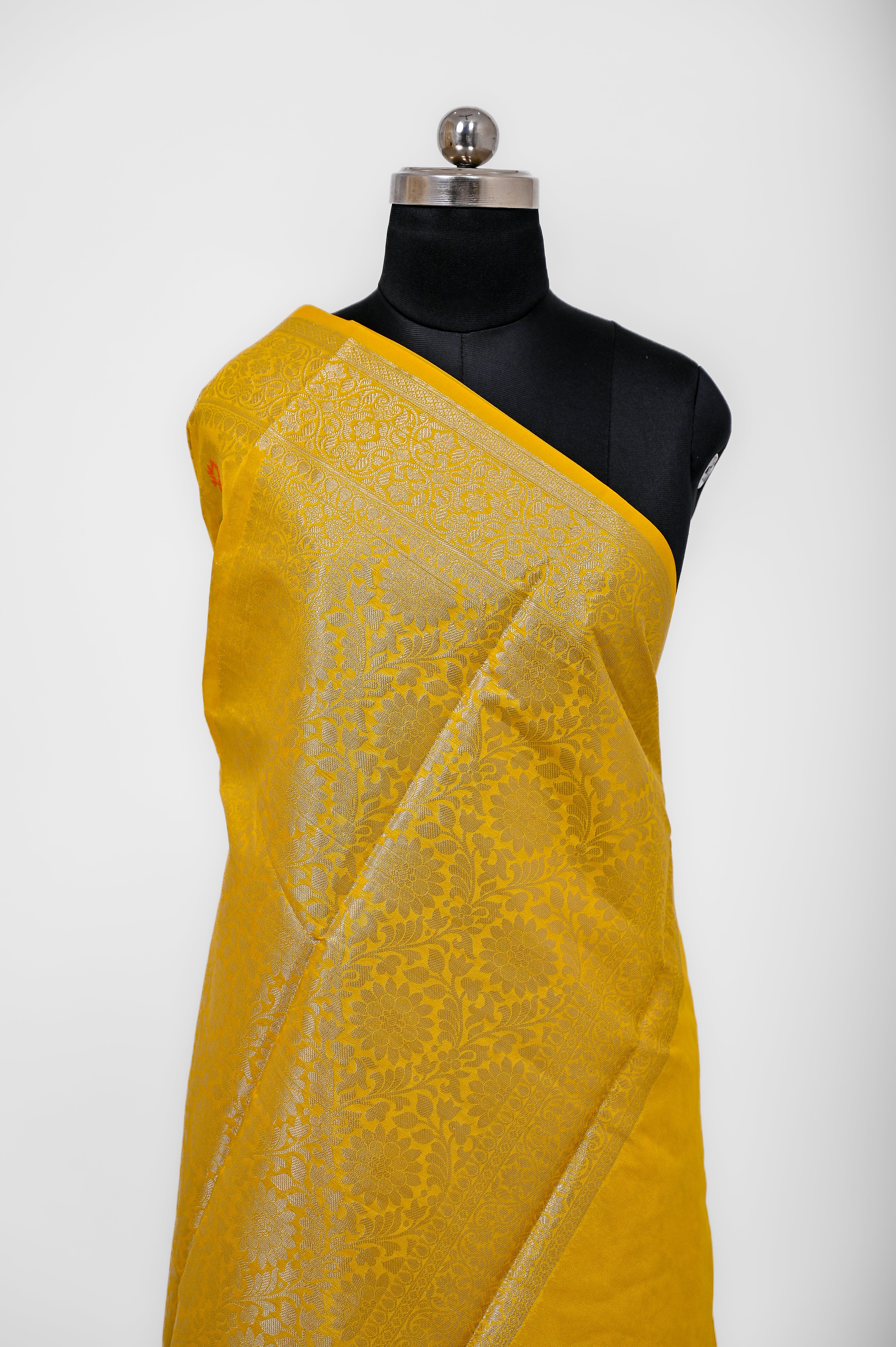 Pure Banarsi  Handloom Fancy Meenakari Alfi Georgett Silk Saree Yellow Gold
