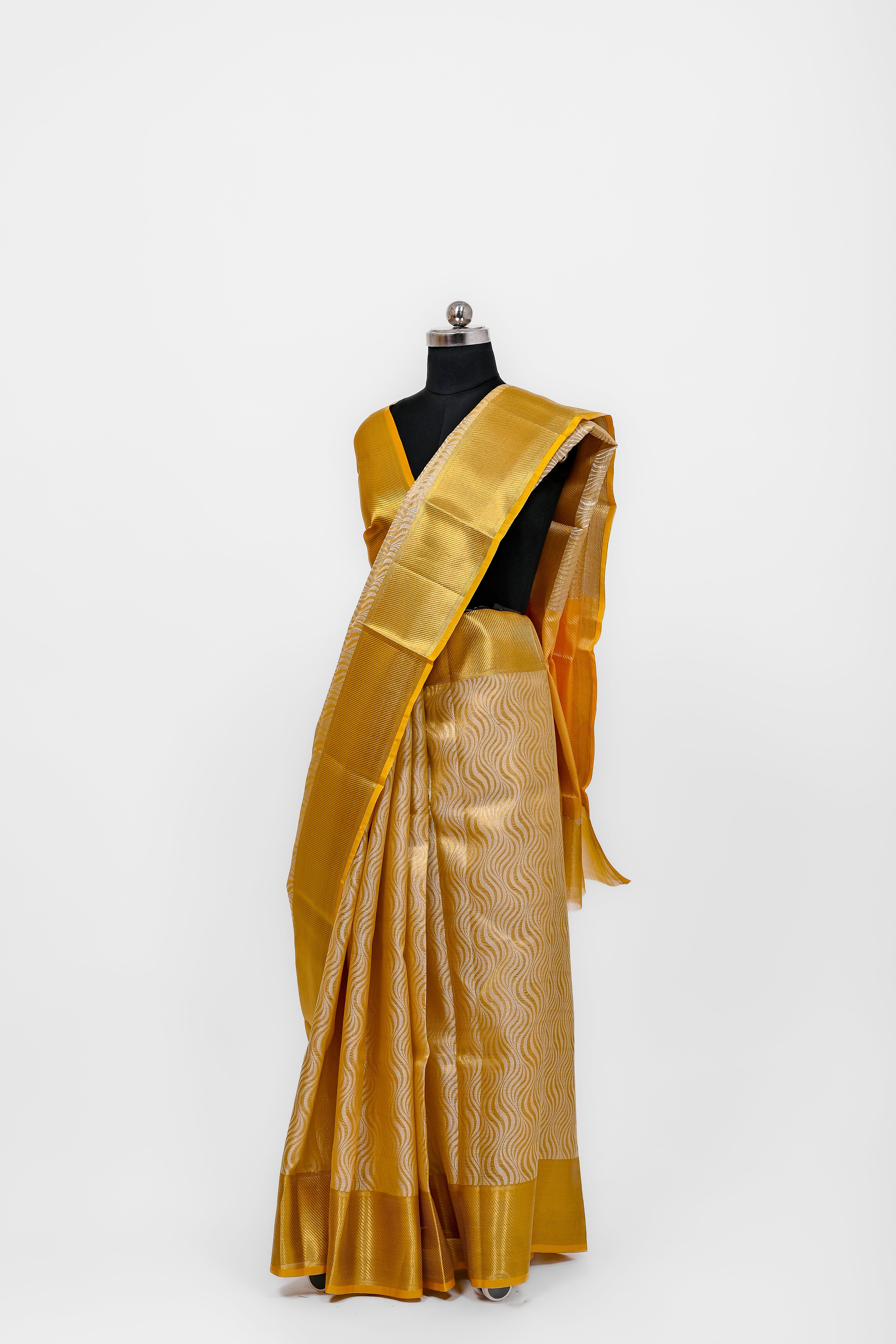Banarsi Tissue Silk Kanjivaram Style With Zari Border Saree