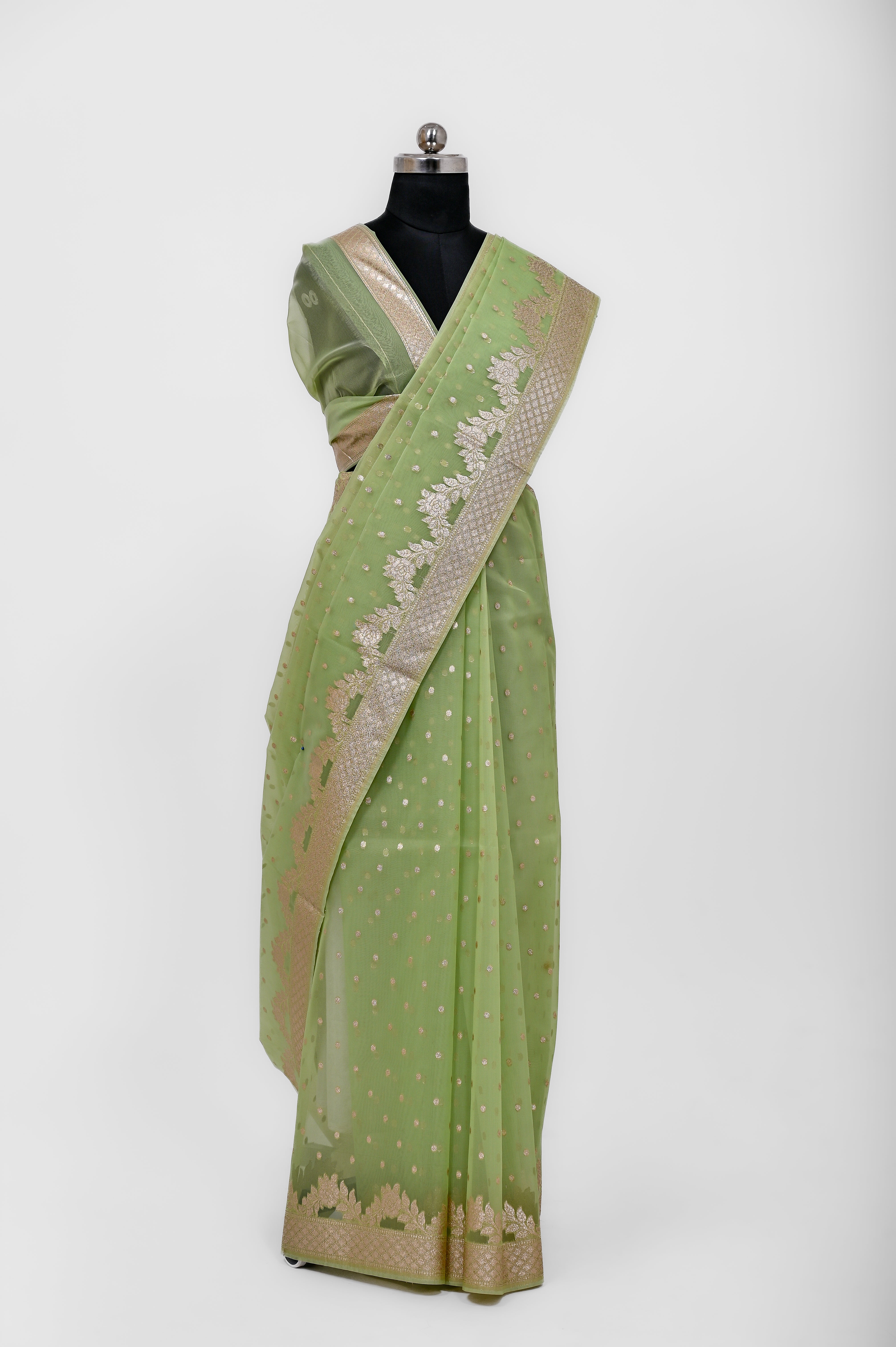 Pure Banarsi Handloom Orgenza Kora Silk Fancy Saree Pista Color