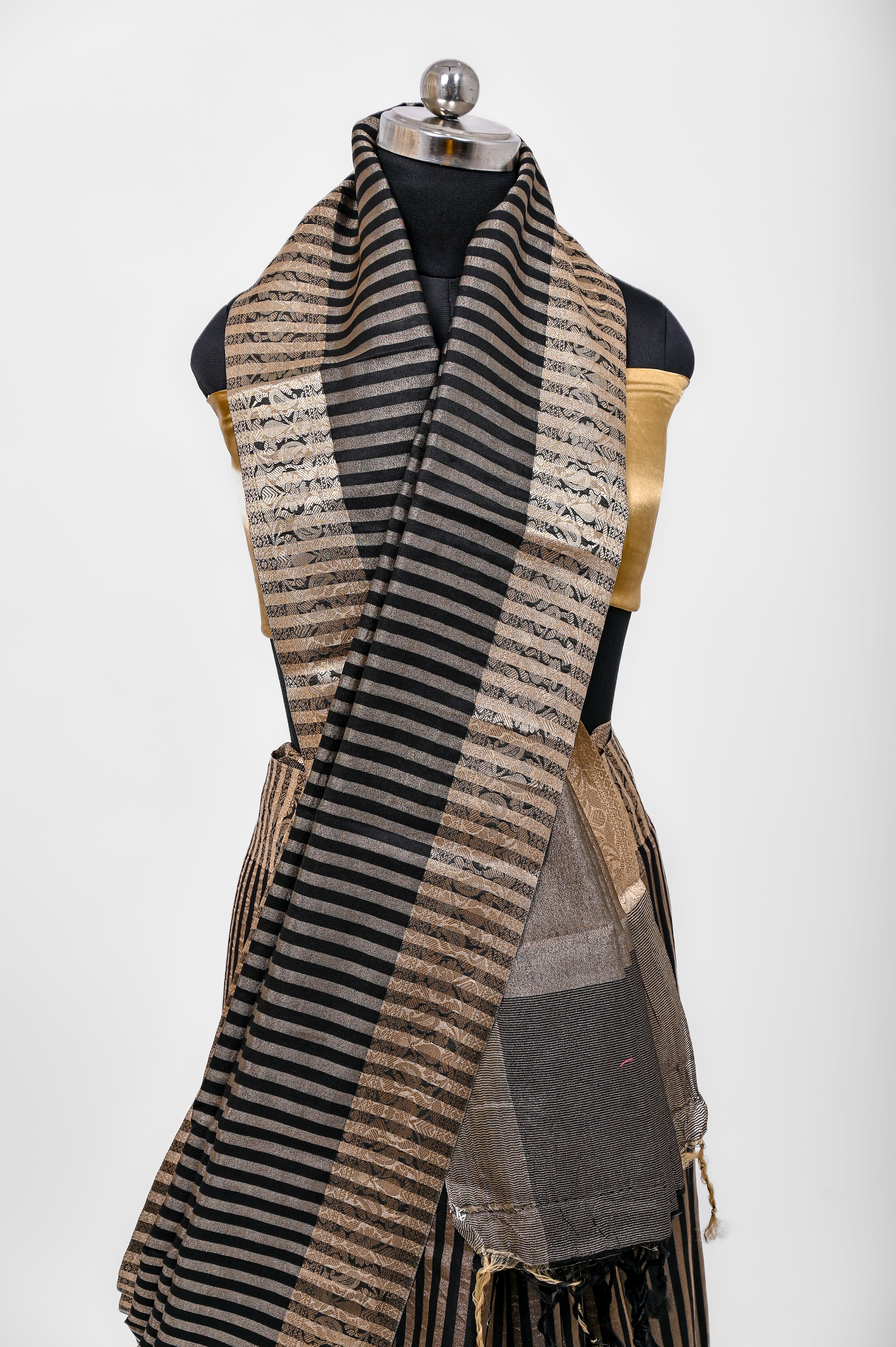 Handloom Semi Katan Silk Sarees With Luxury Fabrics Black