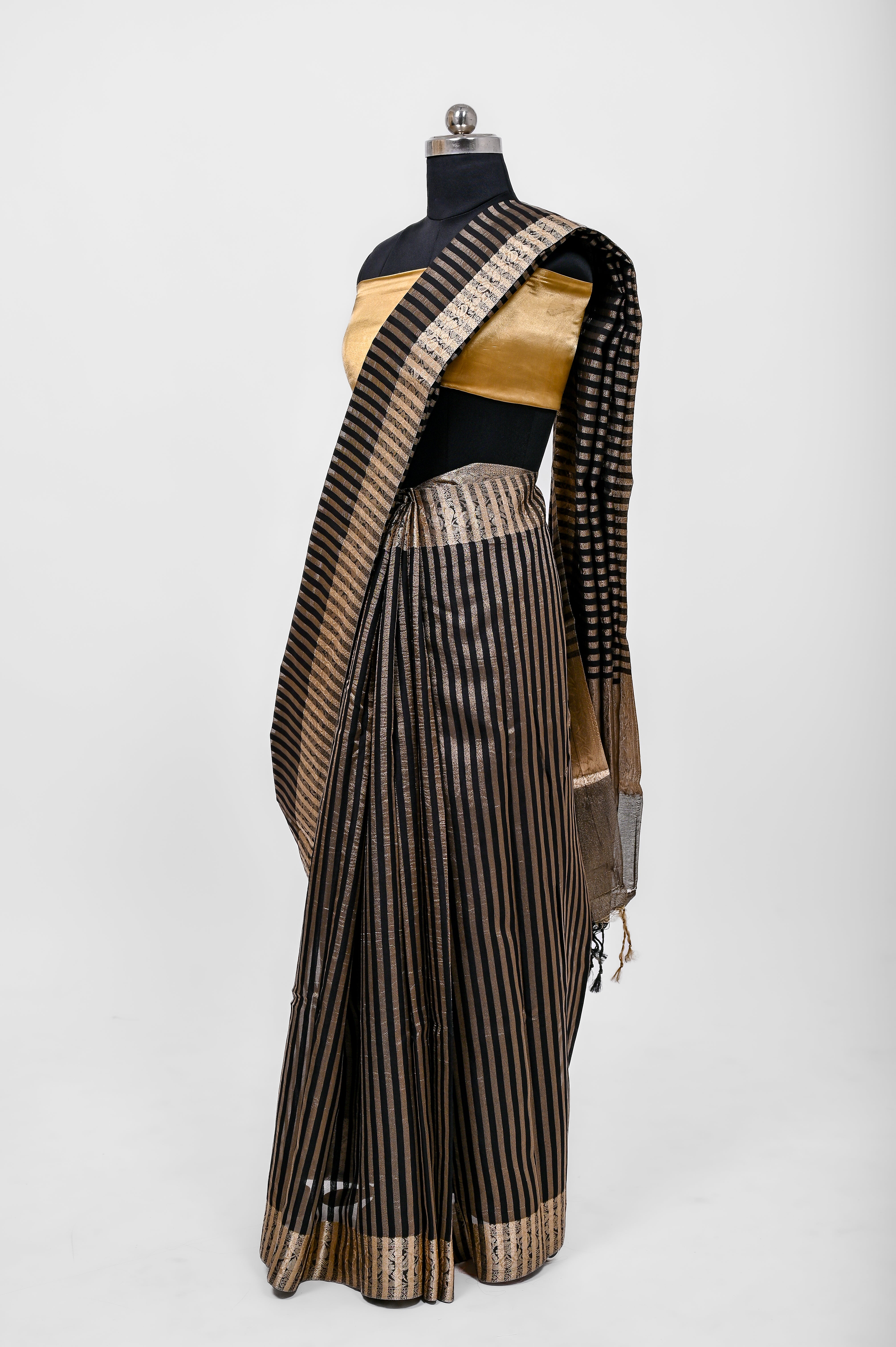 Handloom Semi Katan Silk Sarees With Luxury Fabrics Black