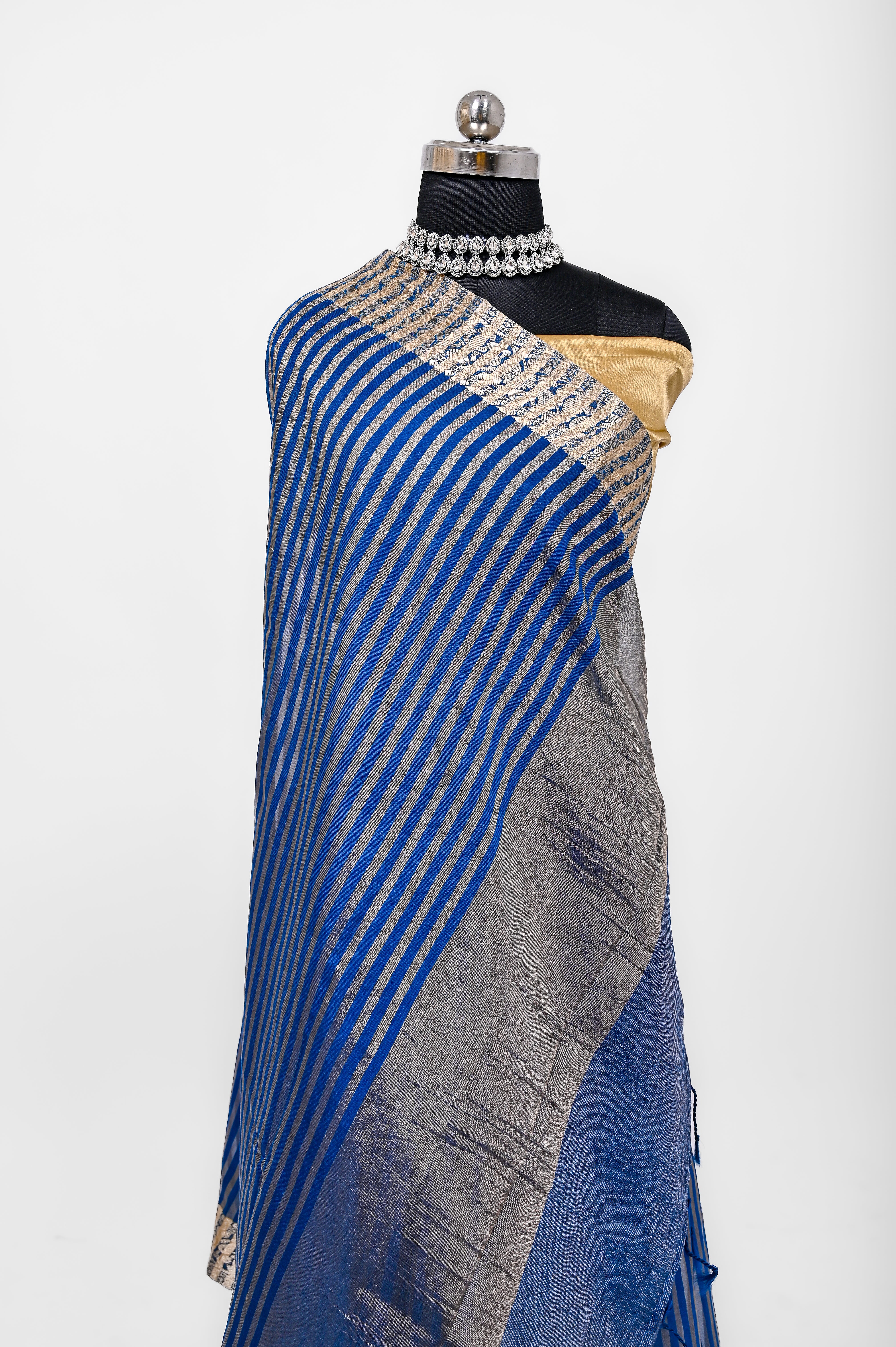 Handloom Semi Katan Silk Sarees With Luxury Fabrics Peacock Blue