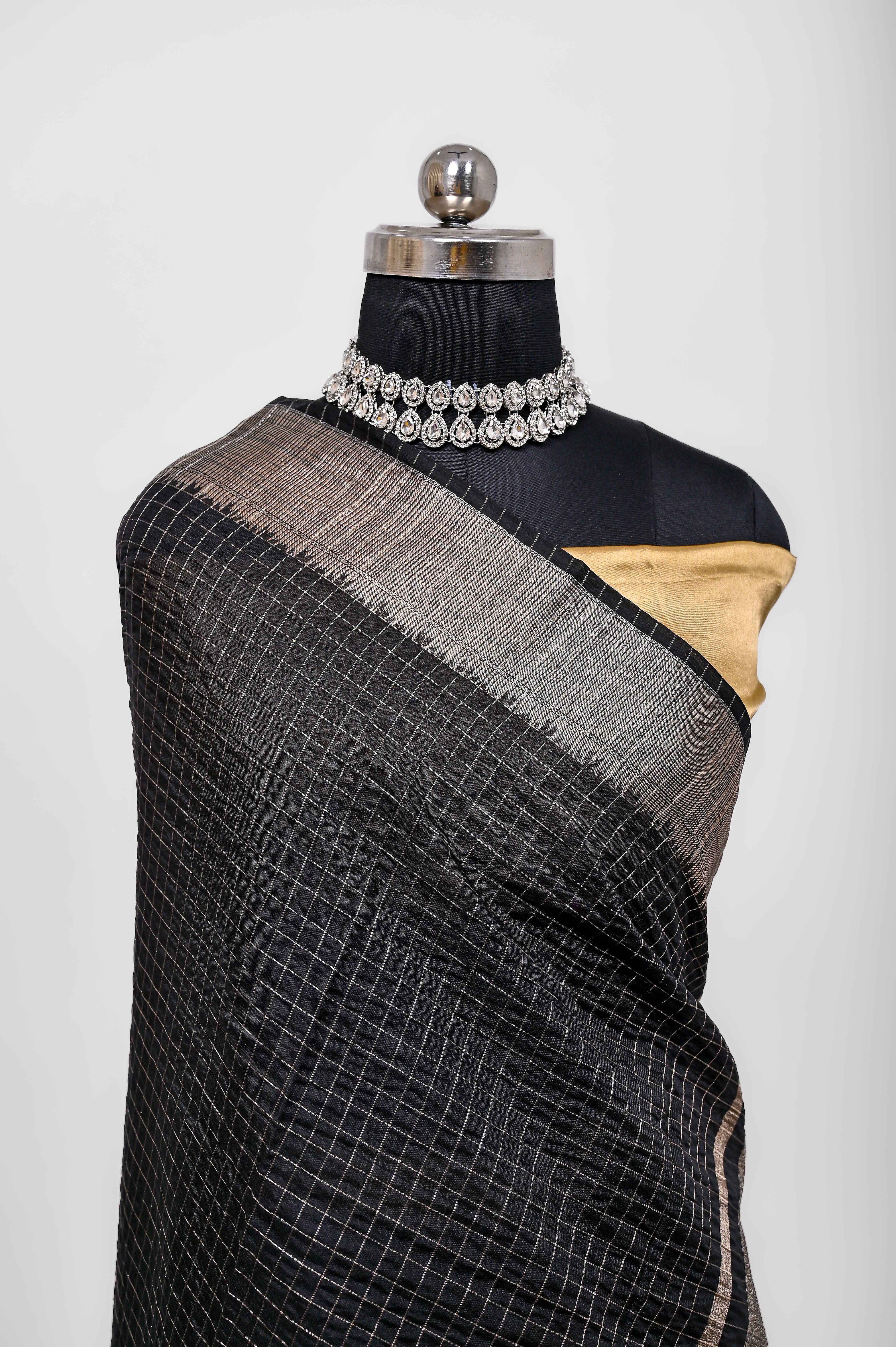 Handloom Dyble Soft Silk Zari Chex Sarees With Luxury Fabrics Black